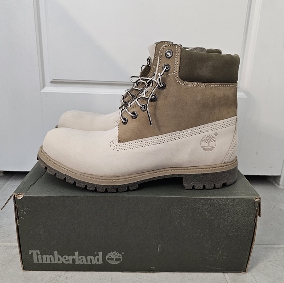 Men\'s Timberland Boots sz12 main image 4